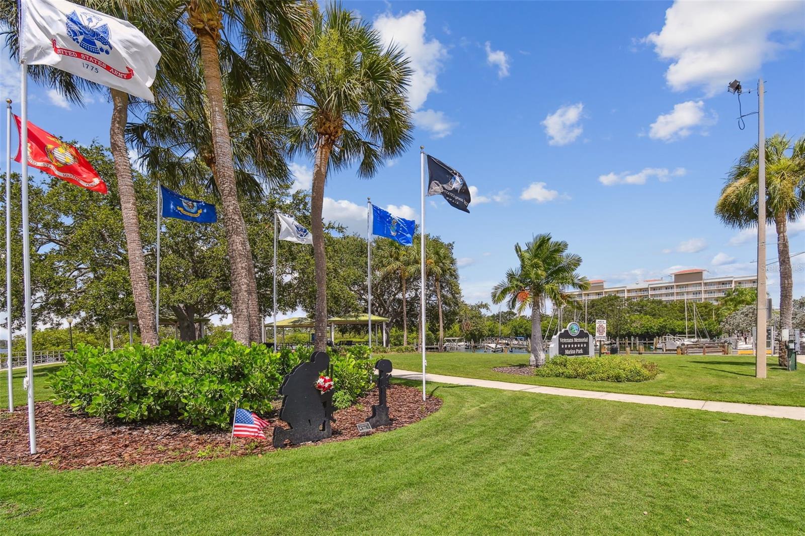 Image 75 of 100 For 1709 La Forest Avenue