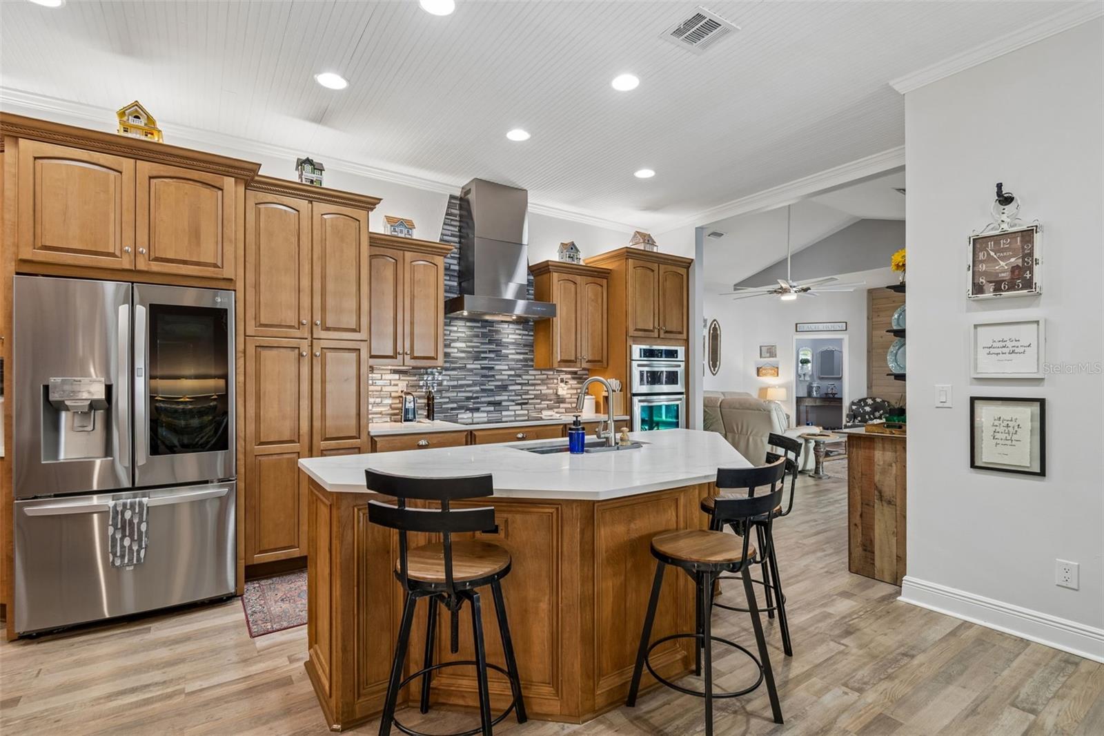 Image 8 of 100 For 1709 La Forest Avenue