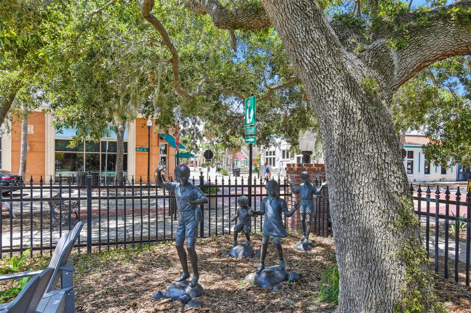 Image 87 of 100 For 1709 La Forest Avenue