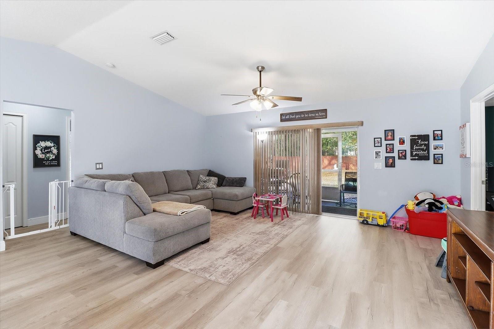 Image 11 of 44 For 786 Dugan Avenue