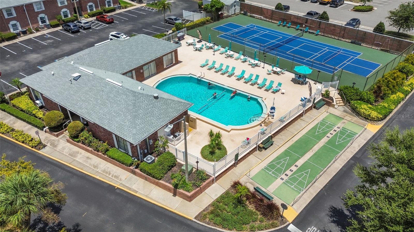 Image 28 of 43 For 3824 37th Street S 67