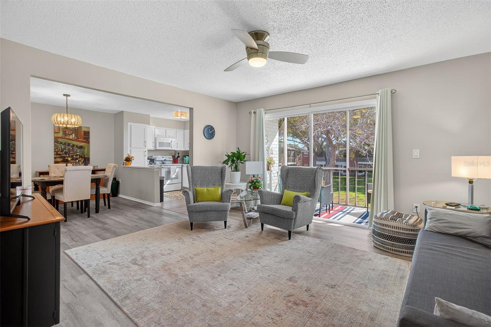 Image 5 of 43 For 3824 37th Street S 67