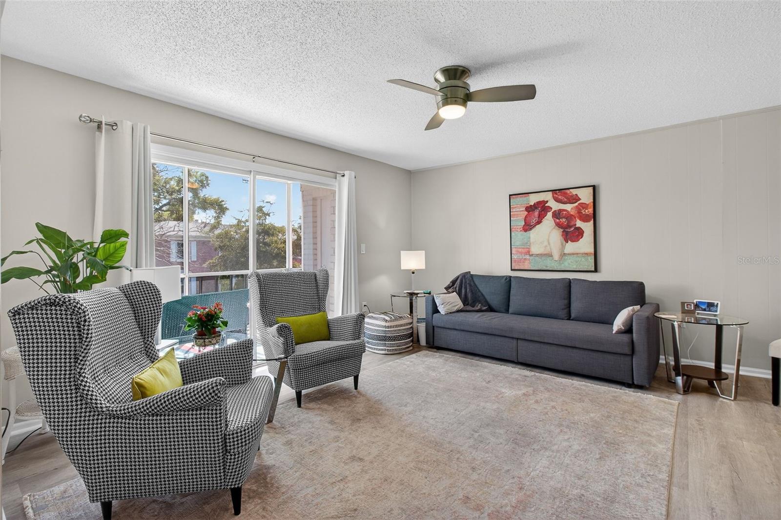 Image 7 of 43 For 3824 37th Street S 67