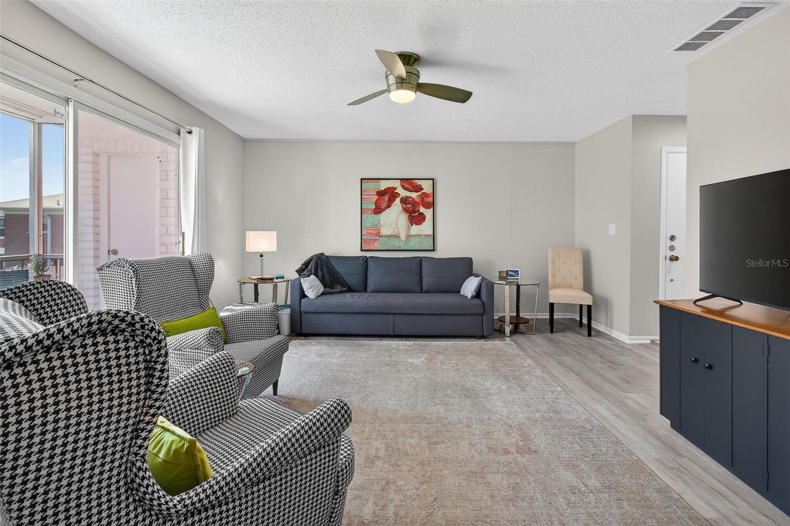 Image 8 of 43 For 3824 37th Street S 67