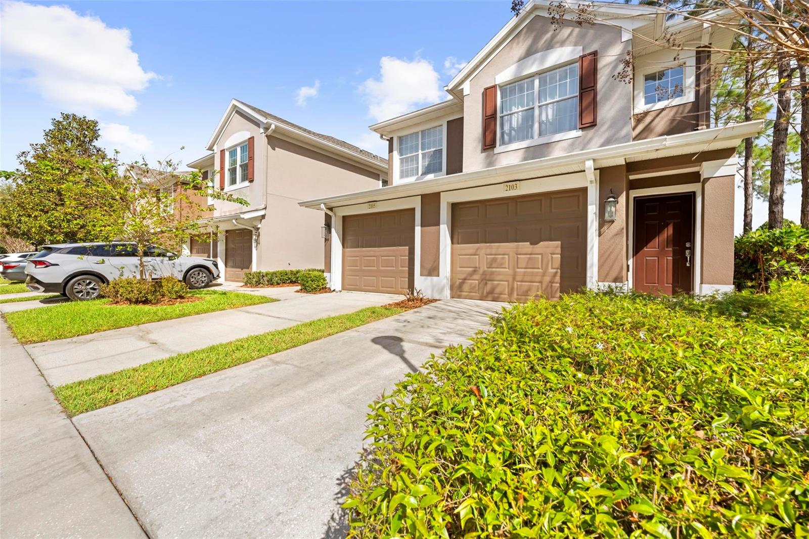 Image 22 of 41 For 2105 Kings Palace Drive 2105