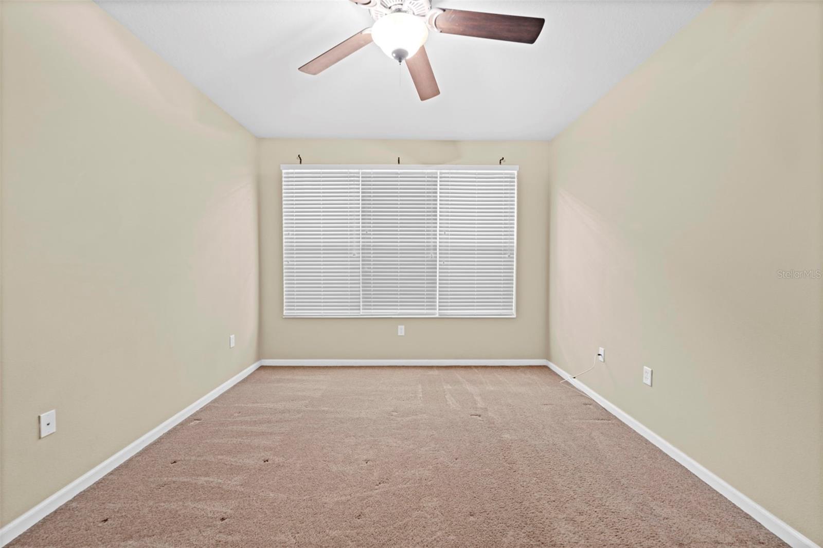 Image 27 of 41 For 2105 Kings Palace Drive 2105