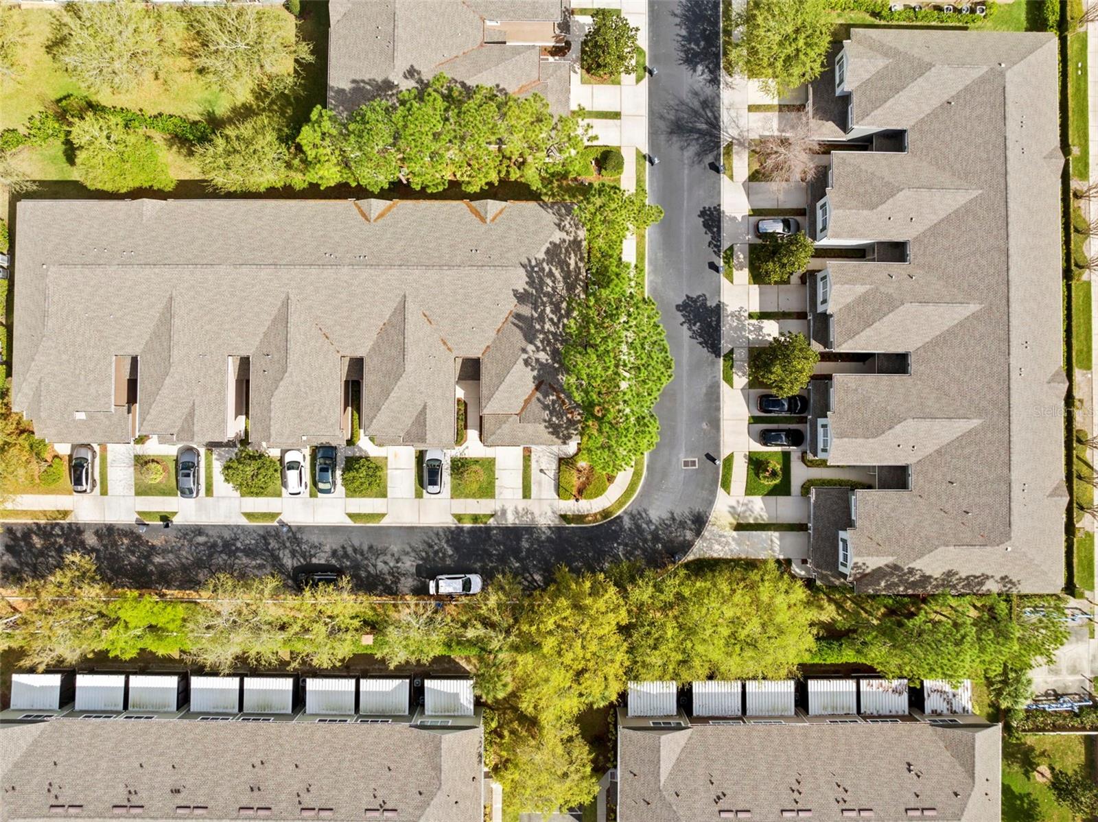 Image 30 of 41 For 2105 Kings Palace Drive 2105