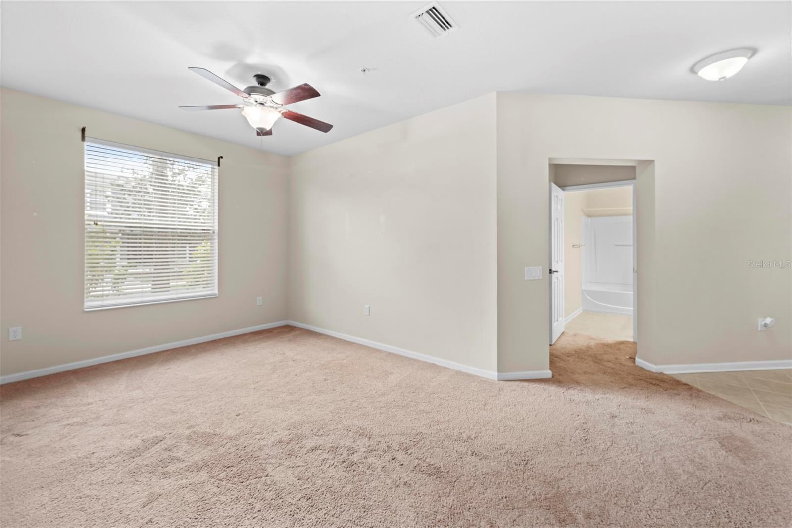 Image 32 of 41 For 2105 Kings Palace Drive 2105