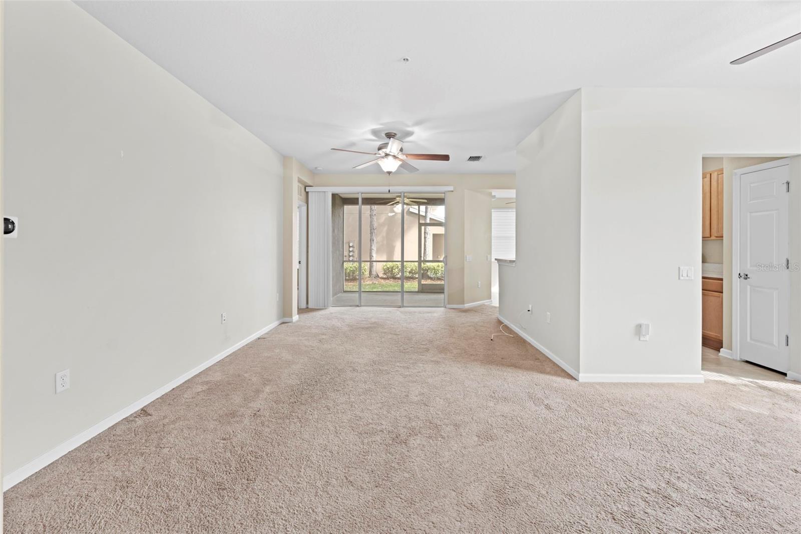 Image 9 of 41 For 2105 Kings Palace Drive 2105