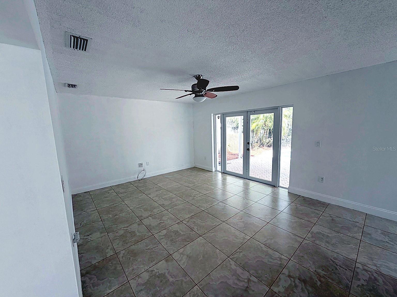 Image 10 of 36 For 114 Danielle Court