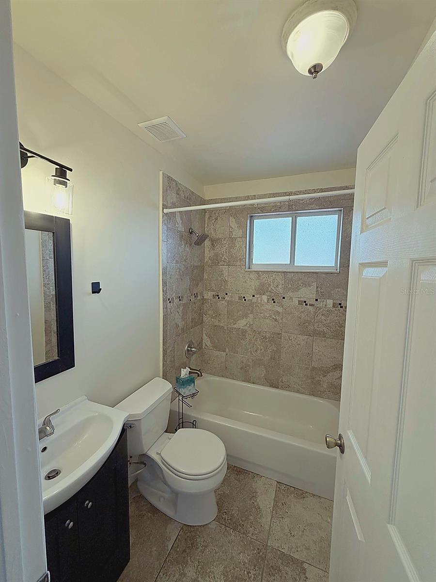 Image 13 of 36 For 114 Danielle Court