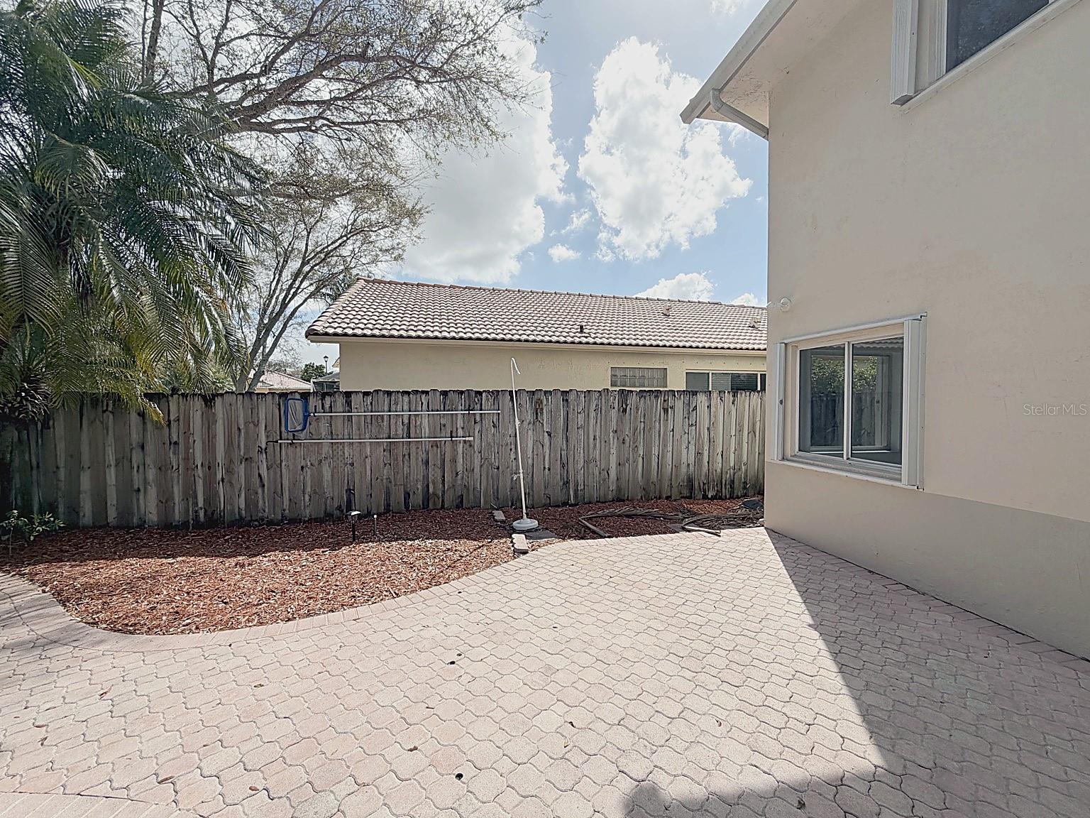 Image 25 of 36 For 114 Danielle Court