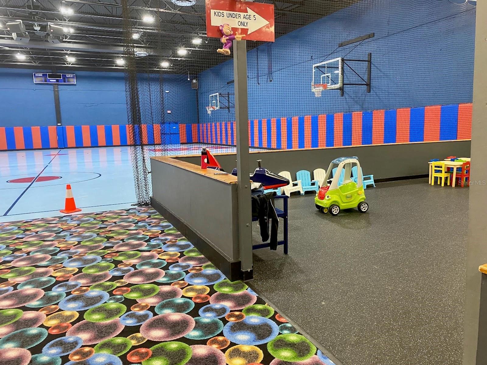 Image 31 of 36 For 114 Danielle Court