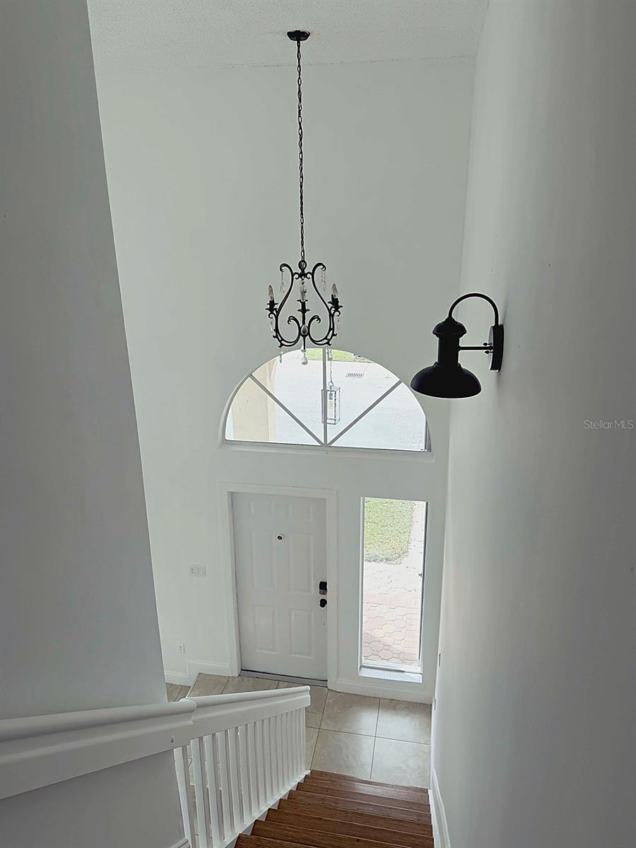 Image 7 of 36 For 114 Danielle Court