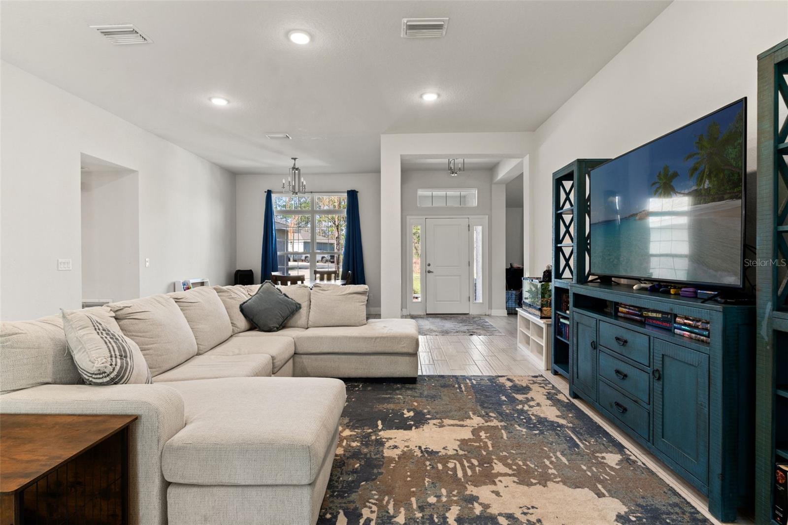 Image 15 of 46 For 15250 Barron Court