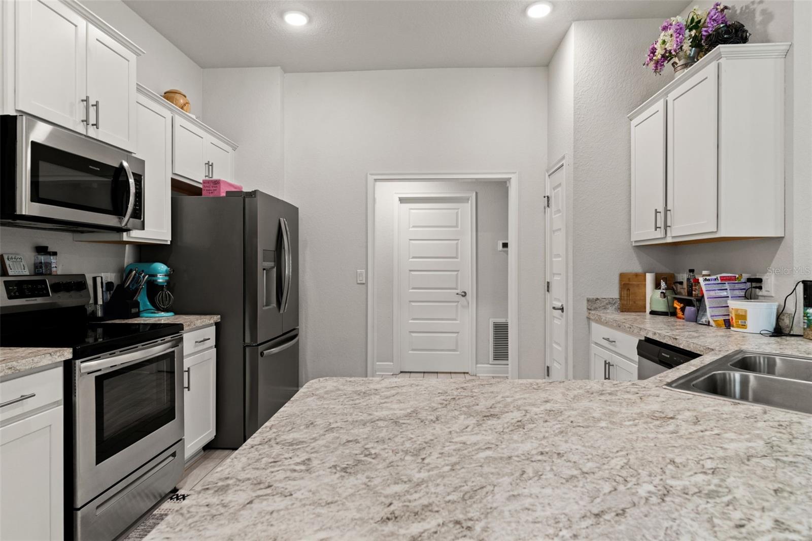 Image 28 of 46 For 15250 Barron Court