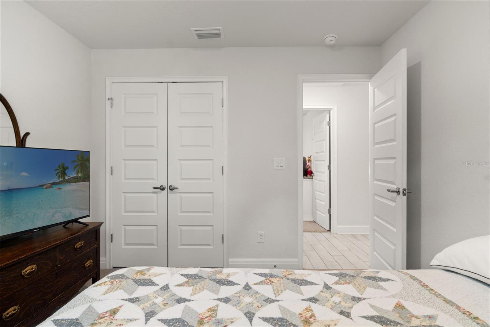 Image 39 of 46 For 15250 Barron Court