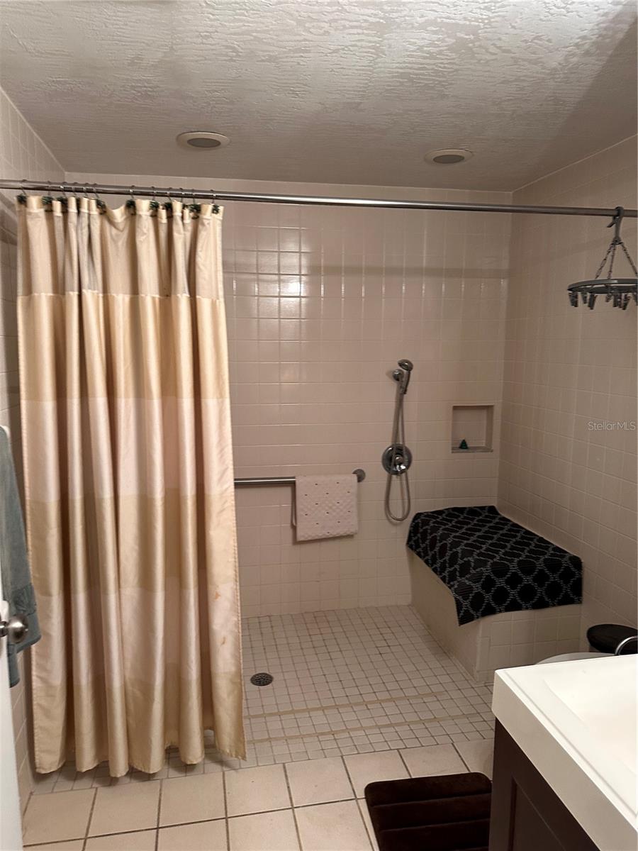 Image 10 of 15 For 12805 Pecan Tree Drive