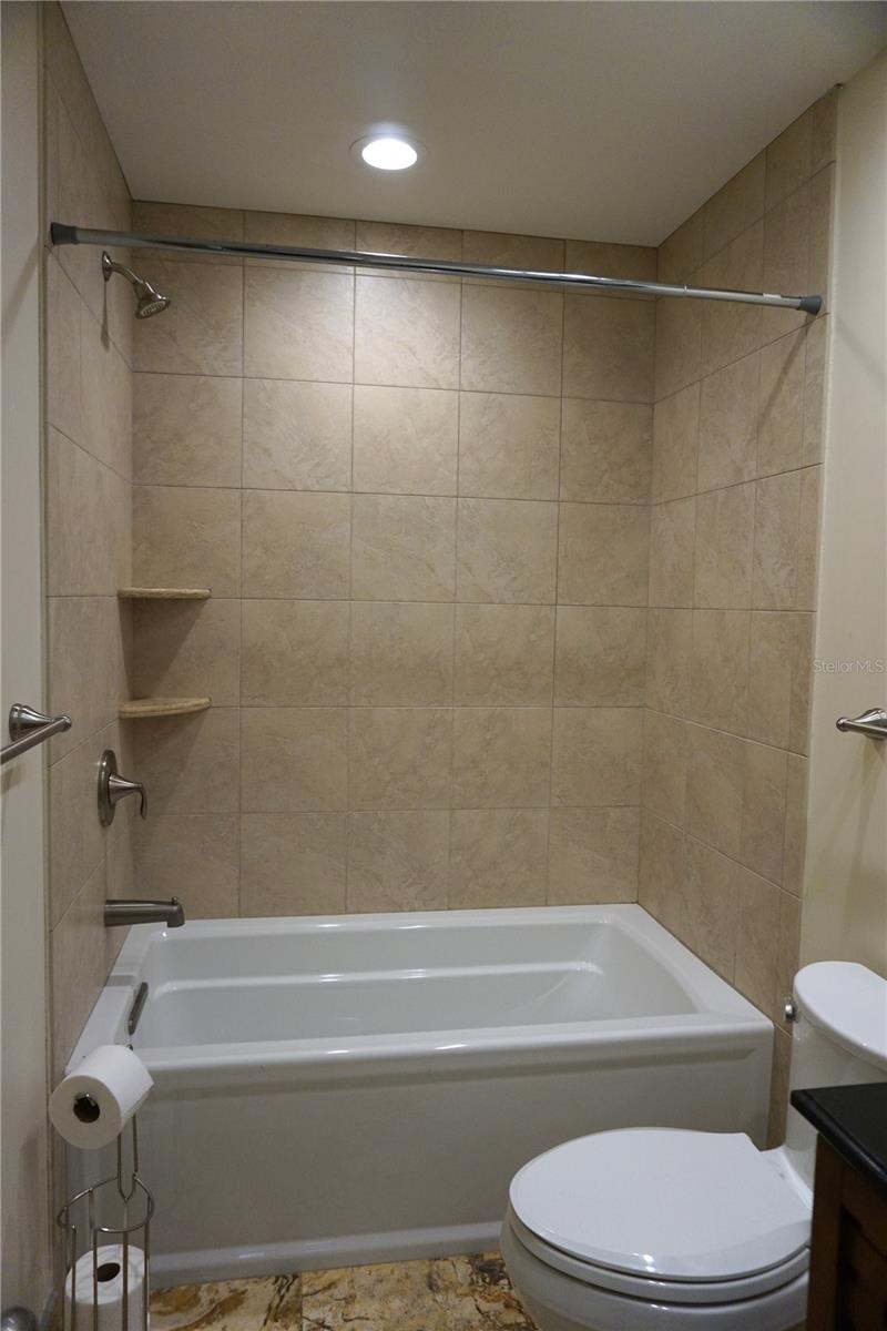 Image 15 of 24 For 340 Pinellas Bayway S 203