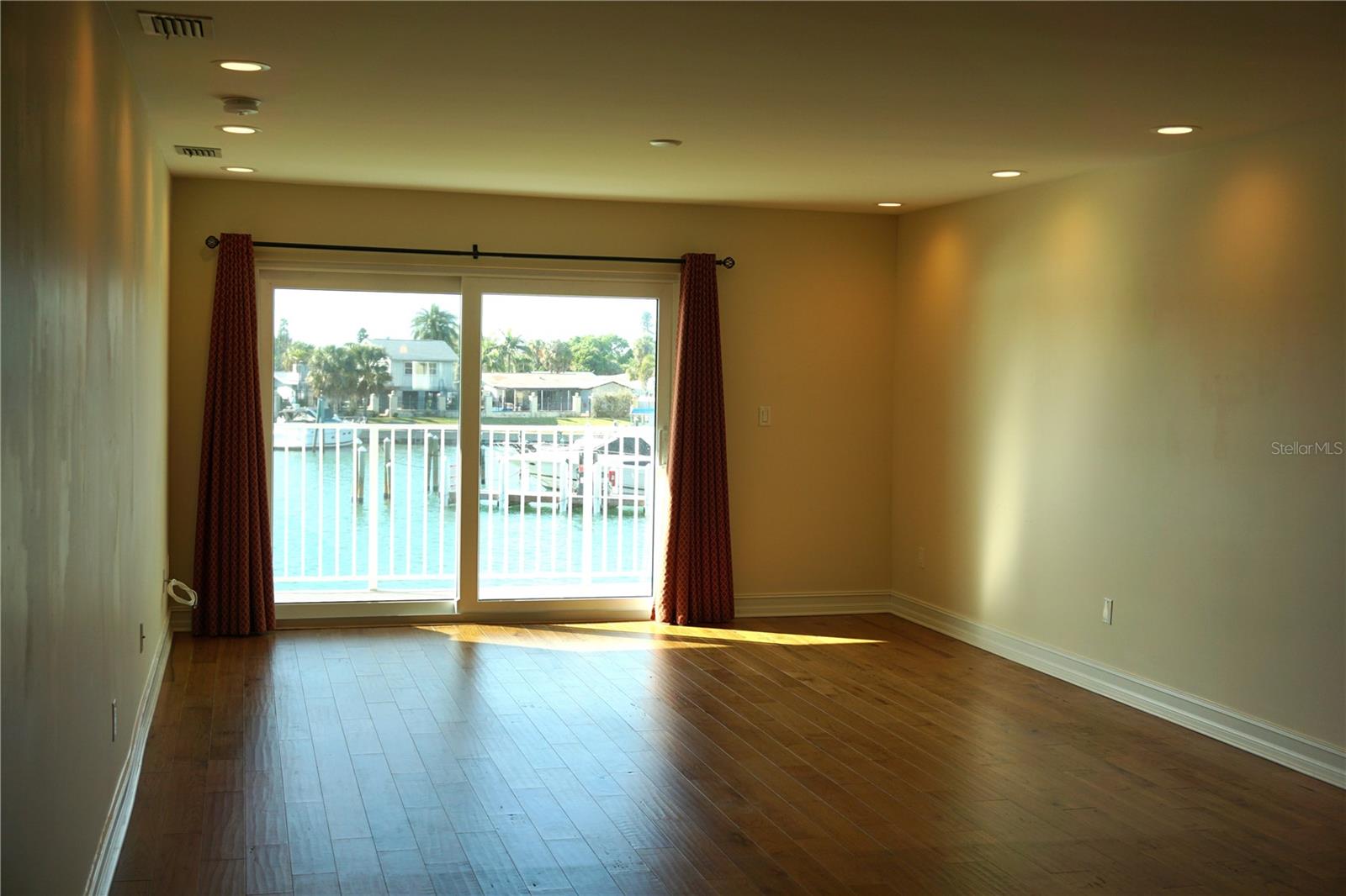 Image 4 of 24 For 340 Pinellas Bayway S 203