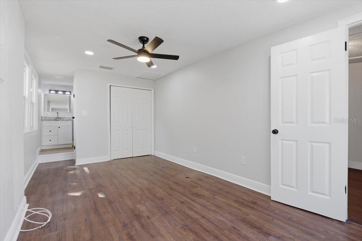 Image 15 of 27 For 1144 New York Avenue