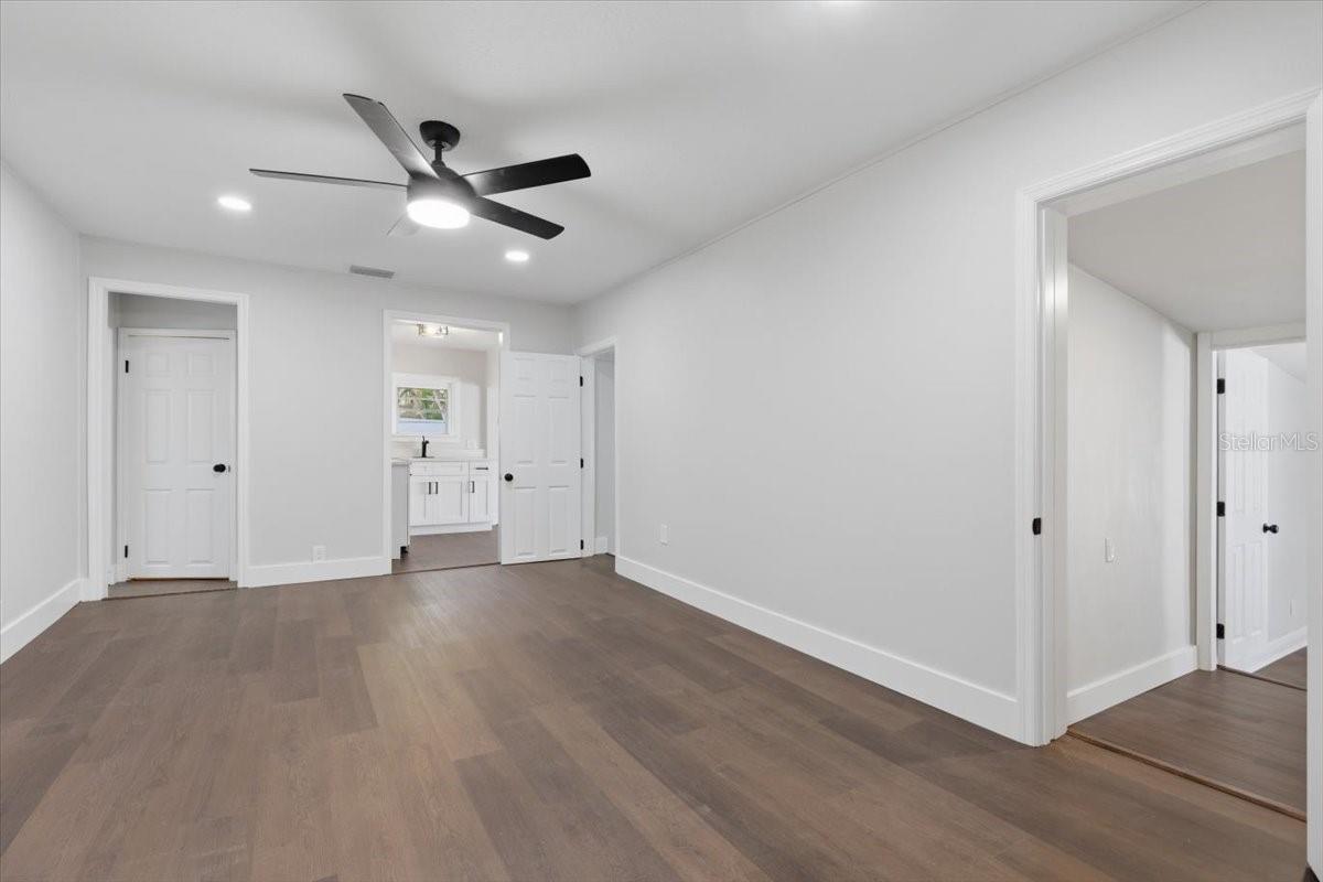 Image 7 of 27 For 1144 New York Avenue