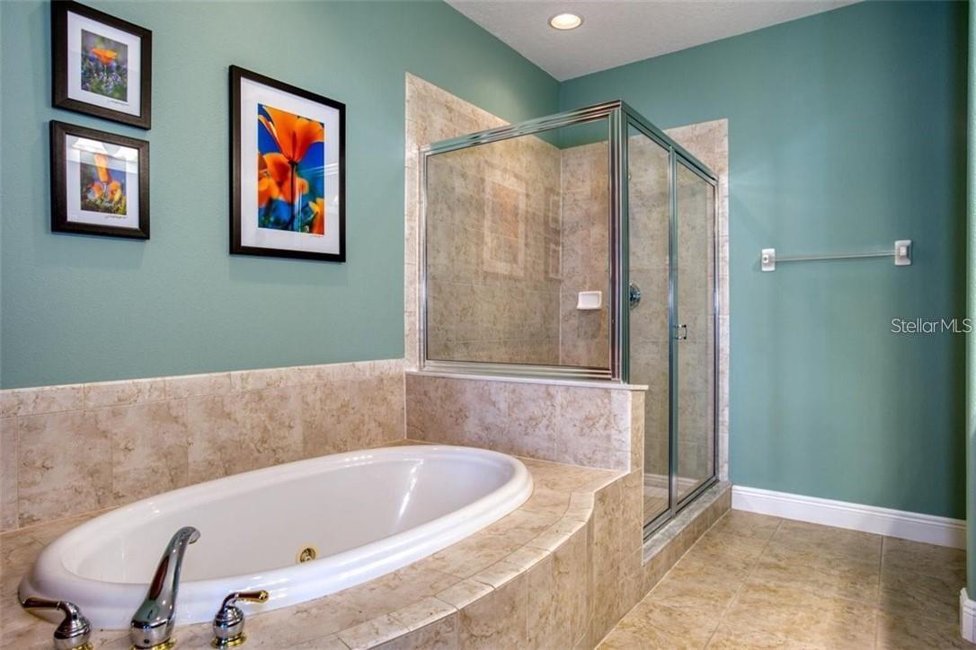 Image 21 of 25 For 592 Bella Loop