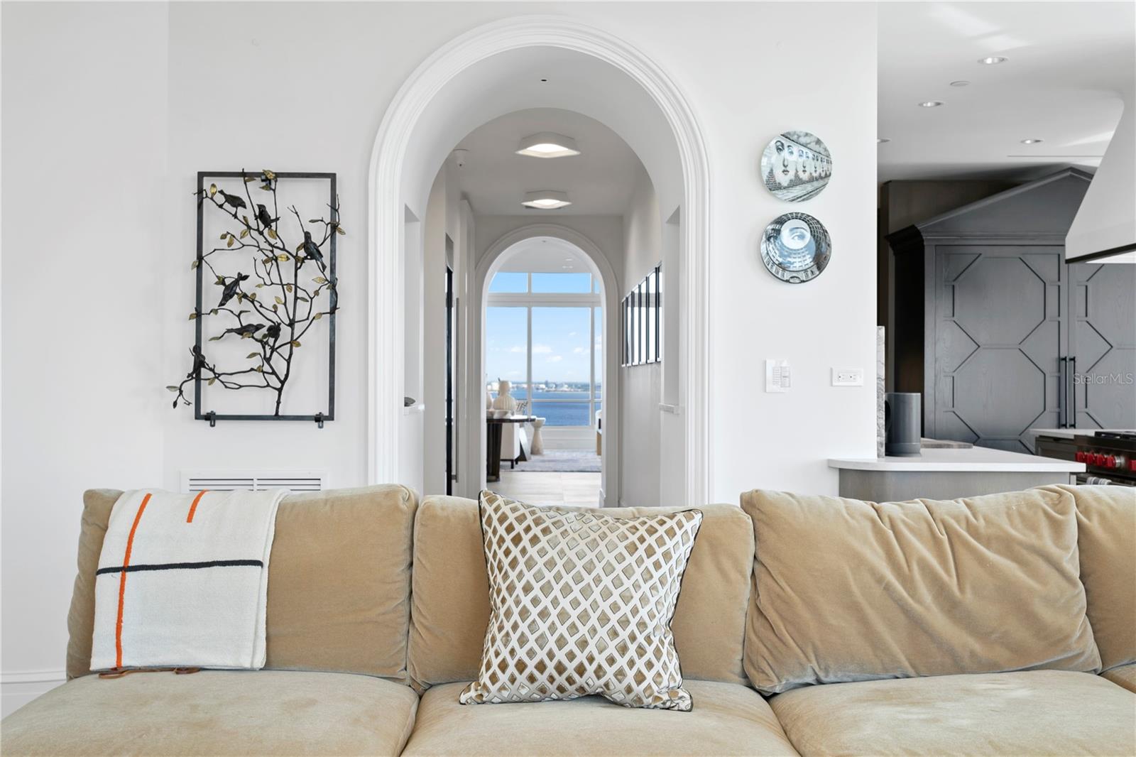 Listing photo id 20 for 4201 Bayshore Boulevard 2101
