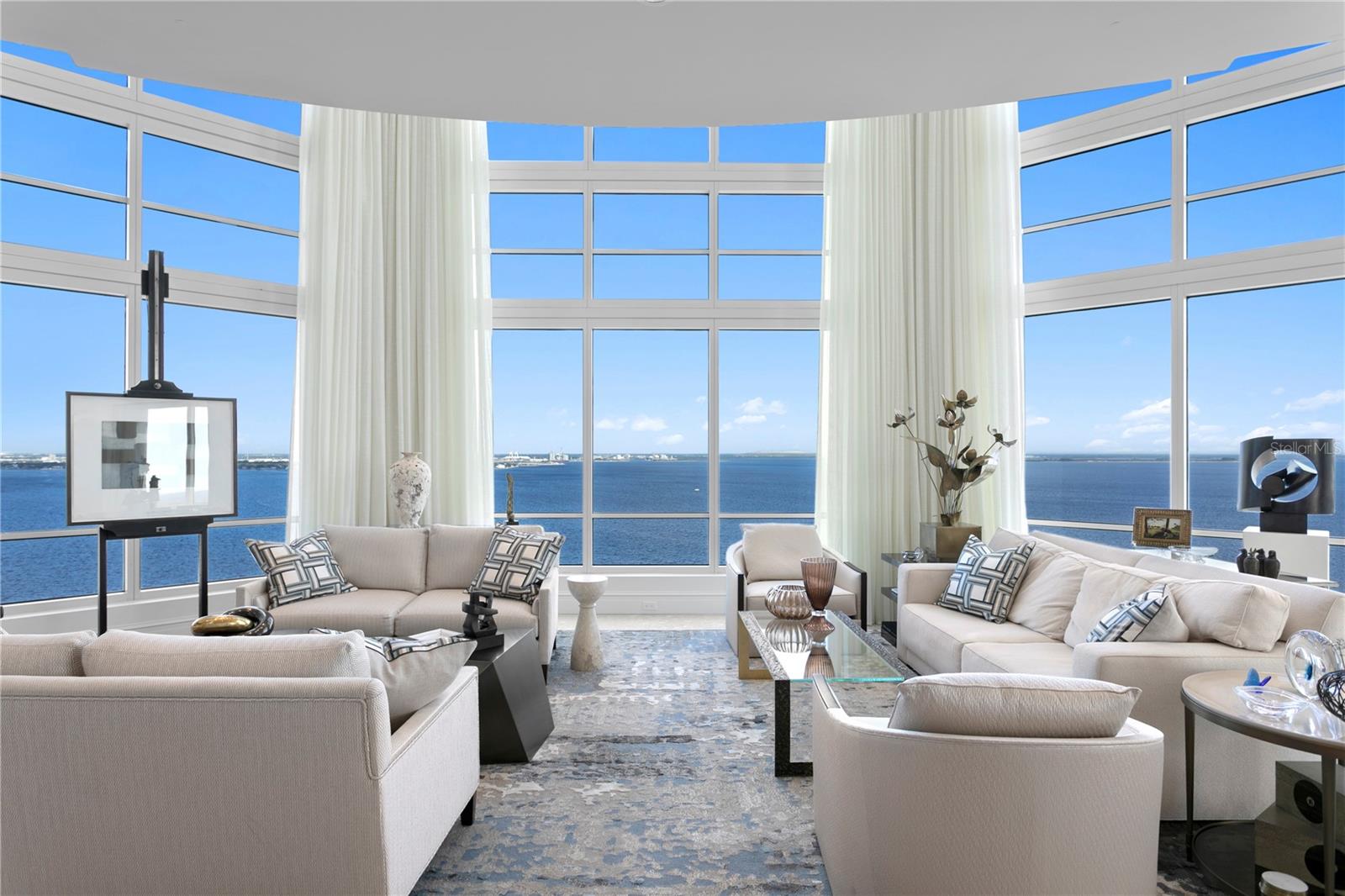 Listing photo id 30 for 4201 Bayshore Boulevard 2101