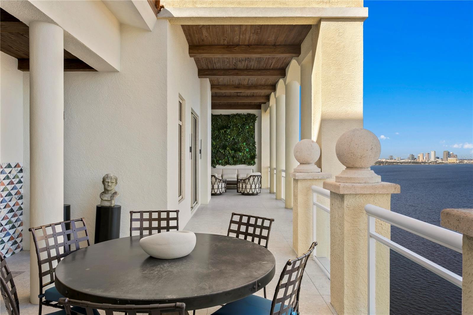 Listing photo id 45 for 4201 Bayshore Boulevard 2101