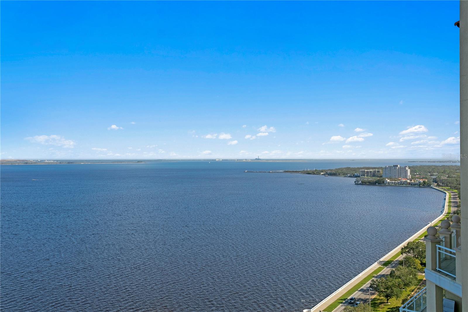 Listing photo id 52 for 4201 Bayshore Boulevard 2101