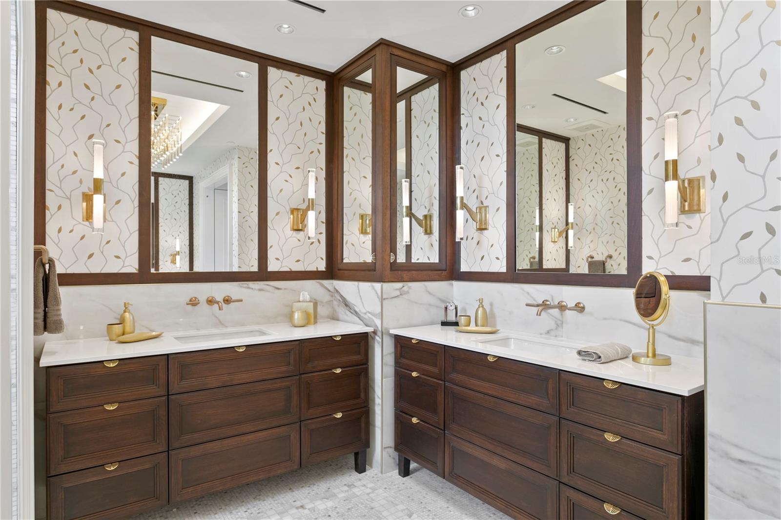 Listing photo id 61 for 4201 Bayshore Boulevard 2101