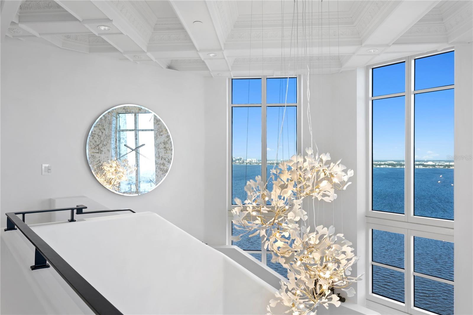 Listing photo id 69 for 4201 Bayshore Boulevard 2101