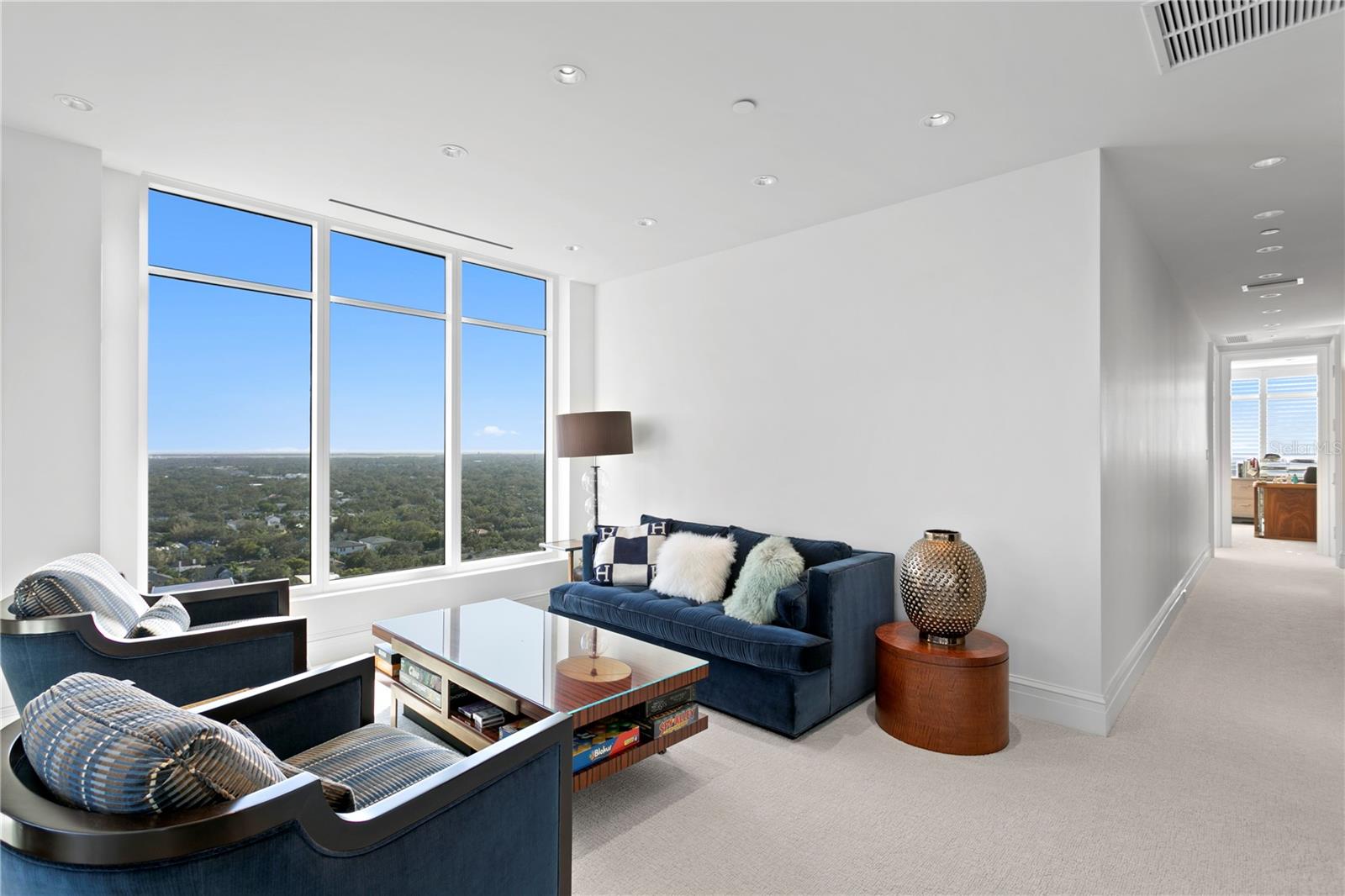 Listing photo id 73 for 4201 Bayshore Boulevard 2101