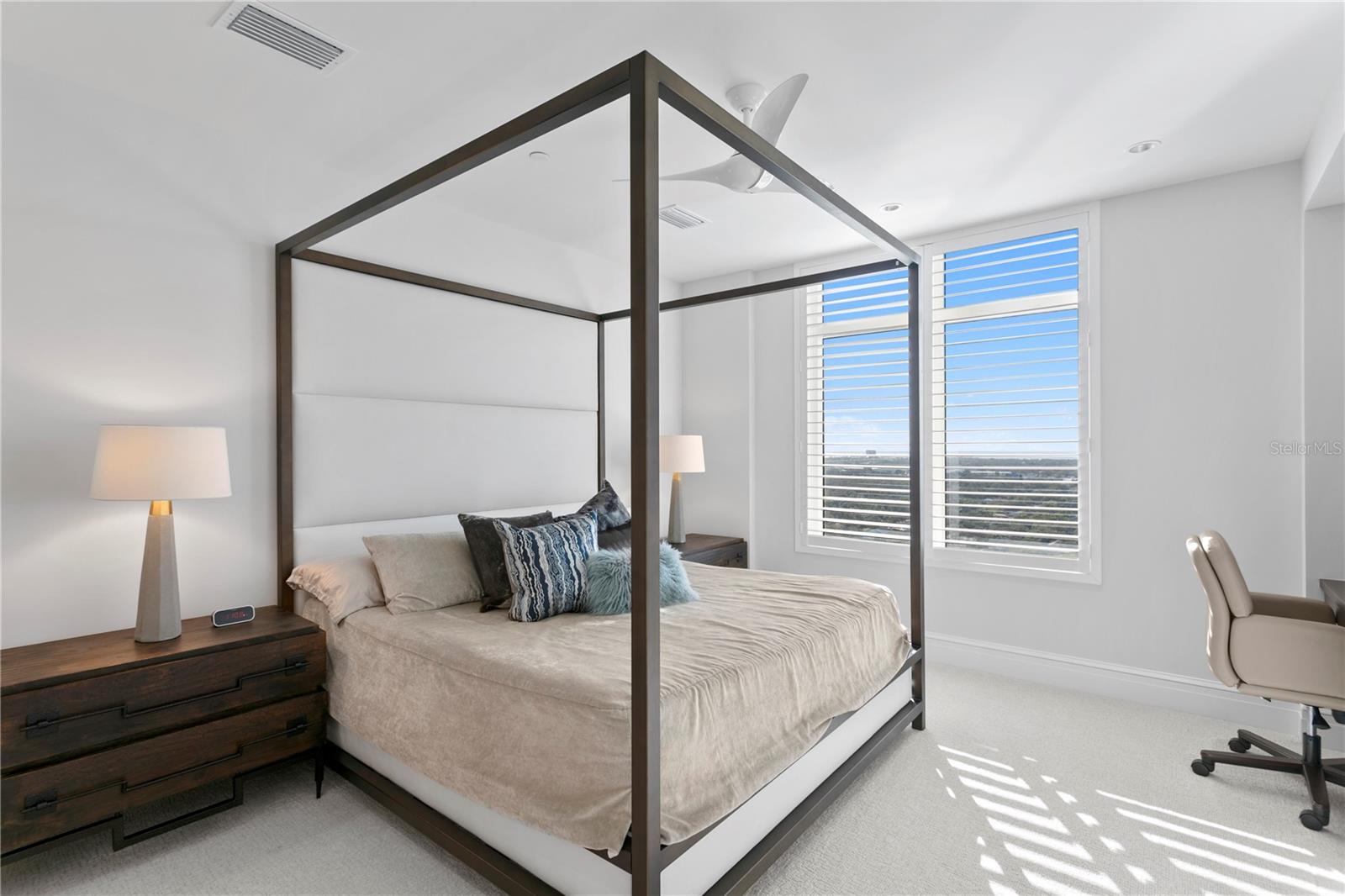 Listing photo id 80 for 4201 Bayshore Boulevard 2101