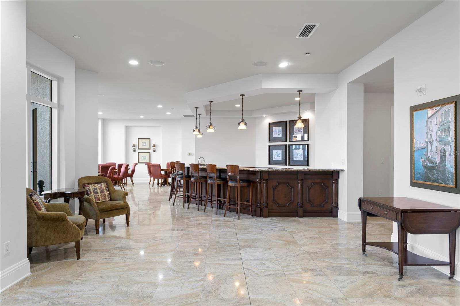 Listing photo id 91 for 4201 Bayshore Boulevard 2101