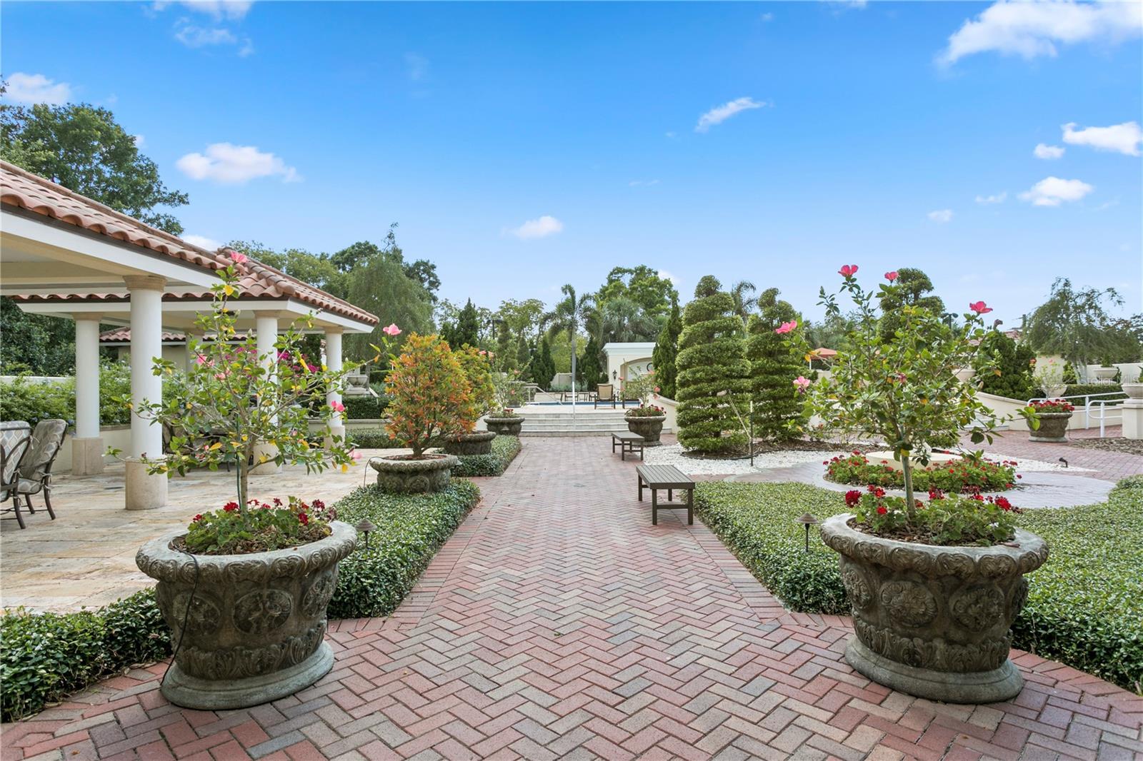 Listing photo id 94 for 4201 Bayshore Boulevard 2101