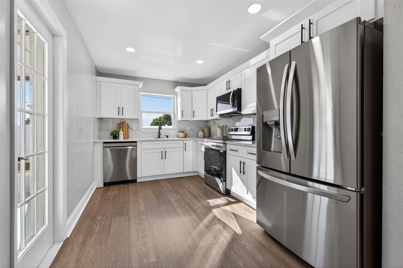 Image 10 of 24 For 13690 87th Place N