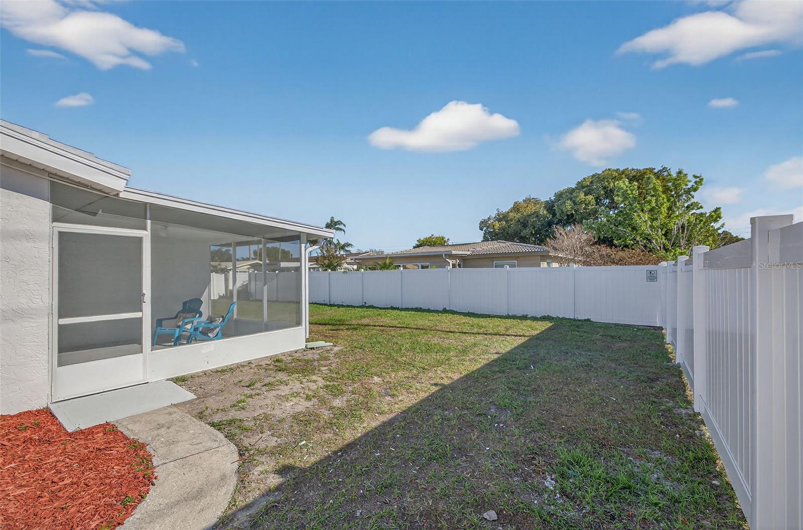 Image 23 of 24 For 13690 87th Place N