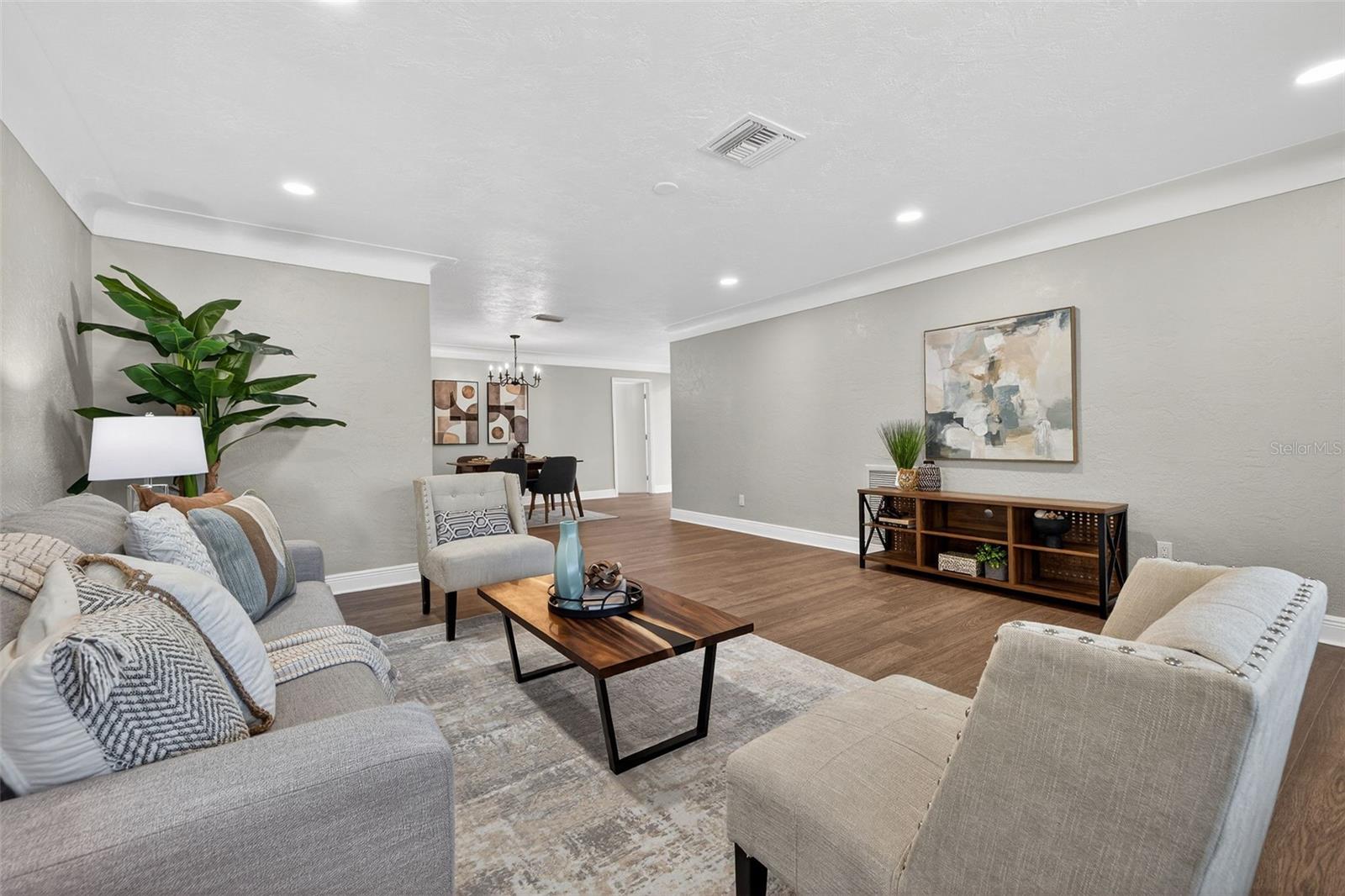 Image 3 of 24 For 13690 87th Place N