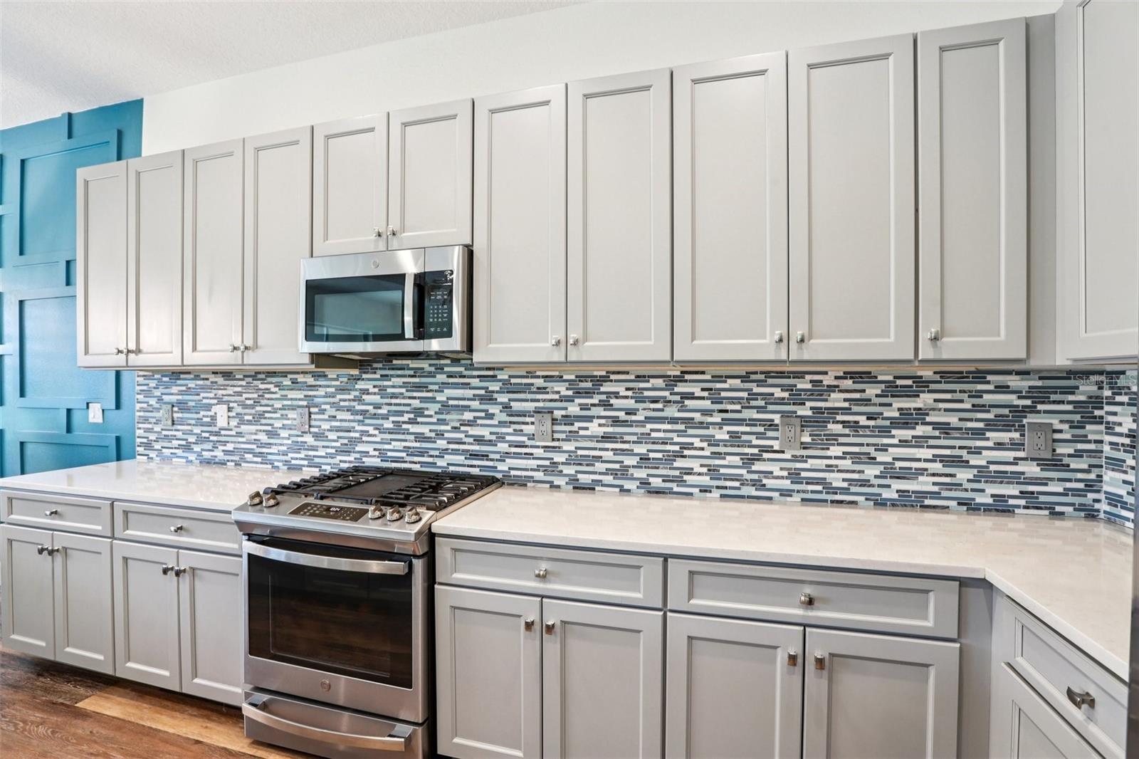 Image 12 of 51 For 3326 Acacia Bay Avenue