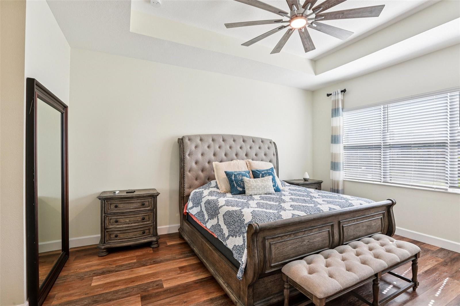 Image 13 of 51 For 3326 Acacia Bay Avenue