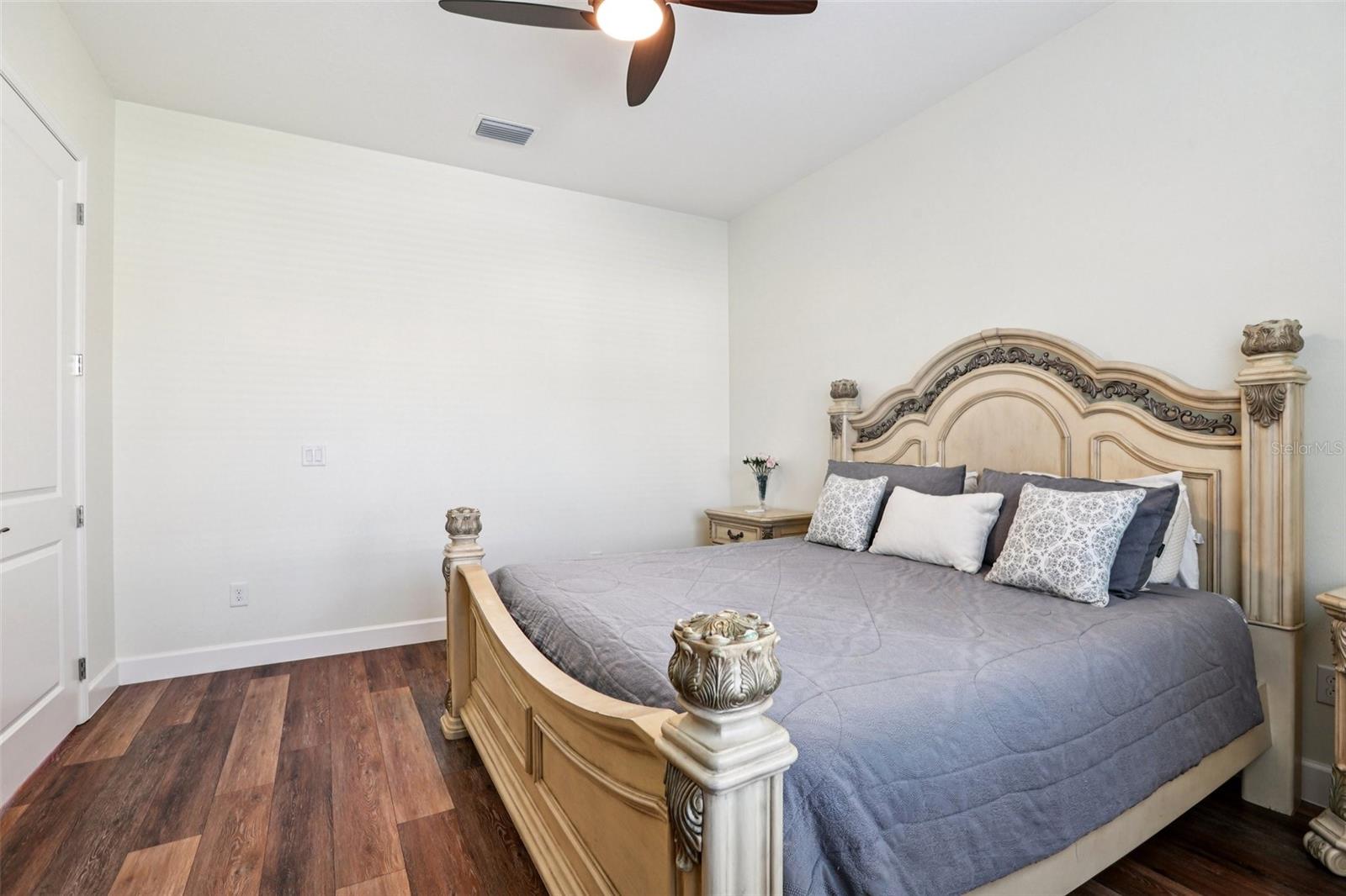 Image 27 of 51 For 3326 Acacia Bay Avenue