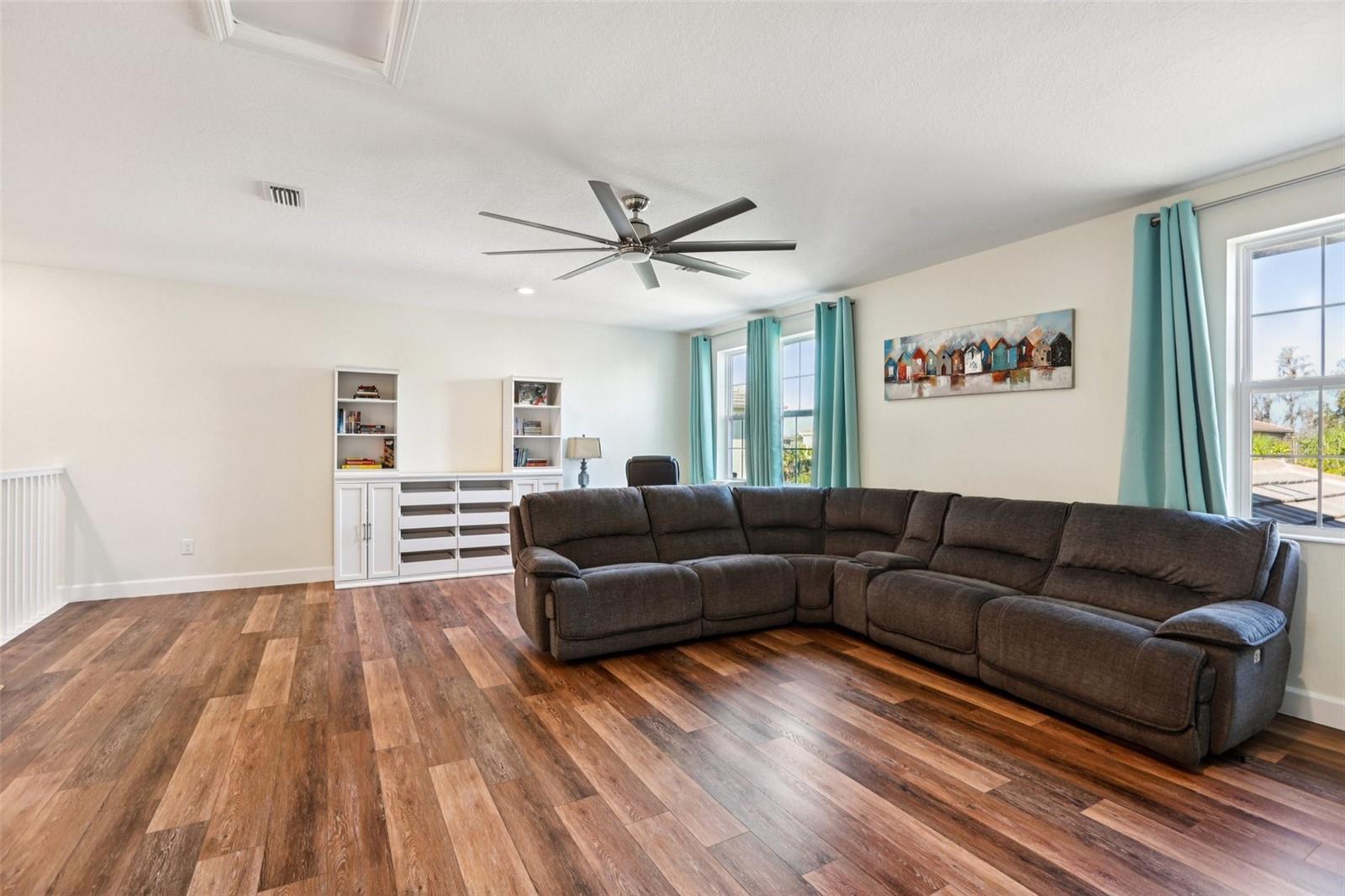 Image 30 of 51 For 3326 Acacia Bay Avenue