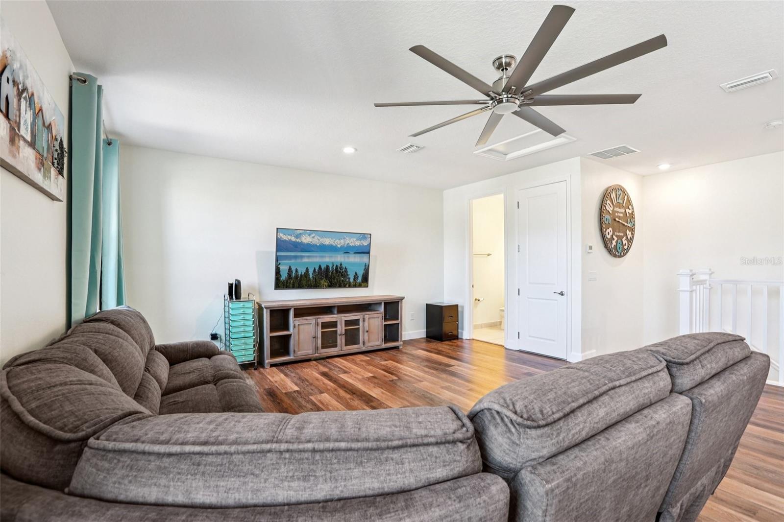 Image 32 of 51 For 3326 Acacia Bay Avenue