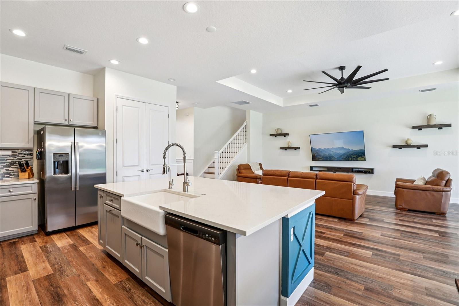 Image 7 of 51 For 3326 Acacia Bay Avenue