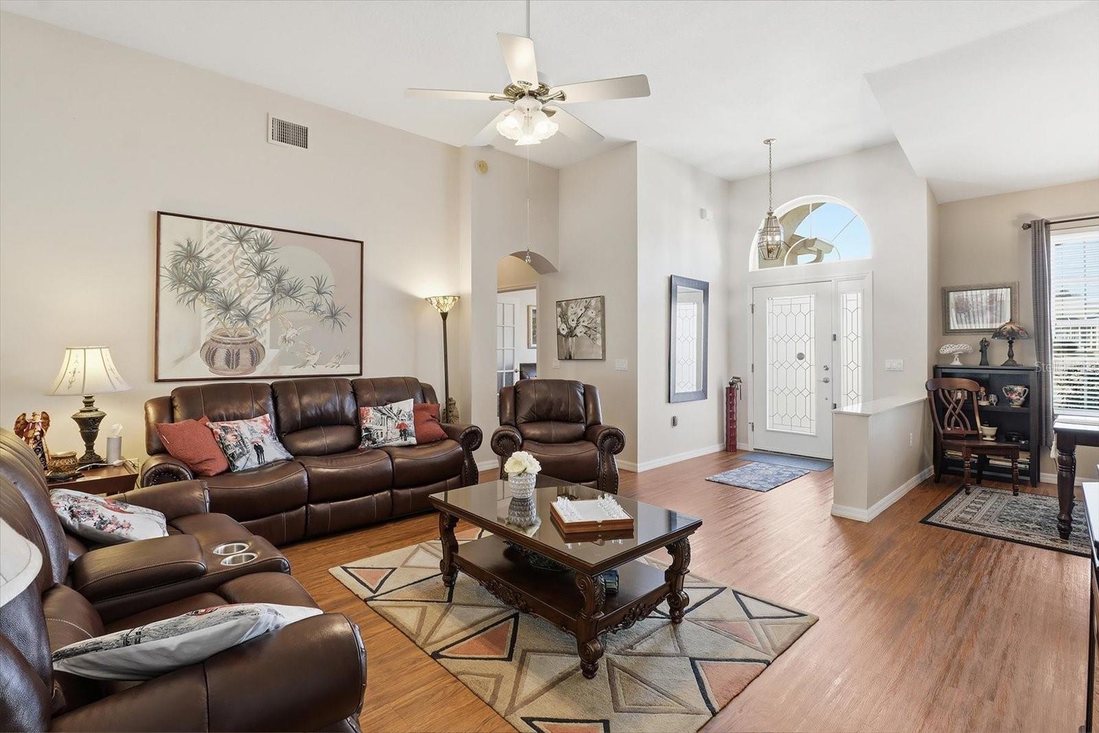 Image 13 of 50 For 188 Romany Loop