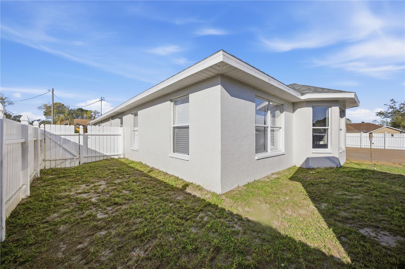 Image 28 of 32 For 14185 Dorado Street