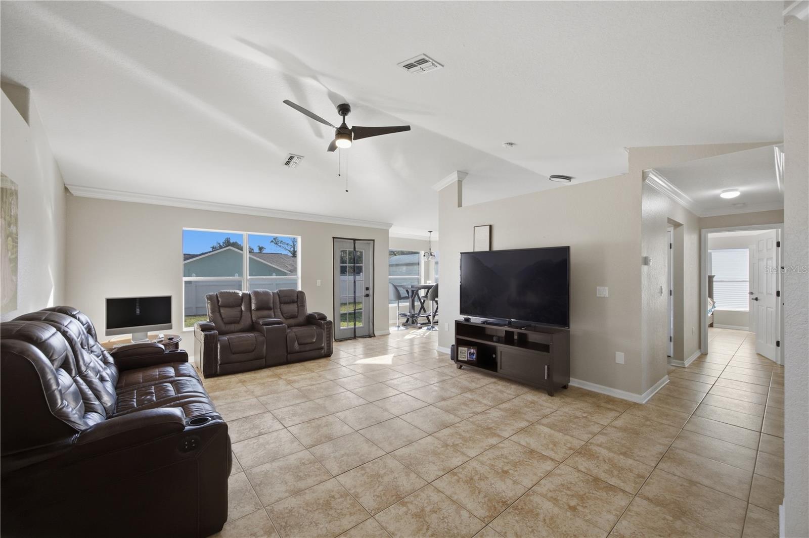 Image 7 of 32 For 14185 Dorado Street