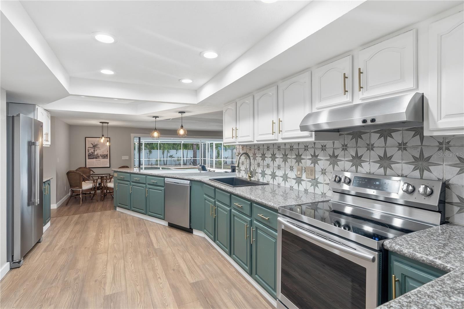 Image 12 of 37 For 13012 96th Avenue